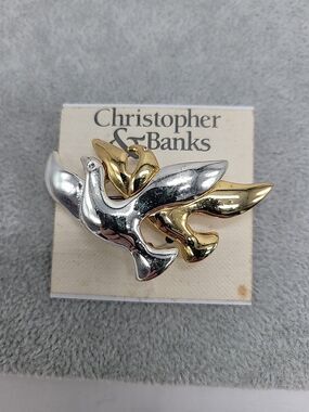 Christopher & Banks Silverstone and Goldtone Doves Brooch Pin 1.5" Tall 2.5" Len